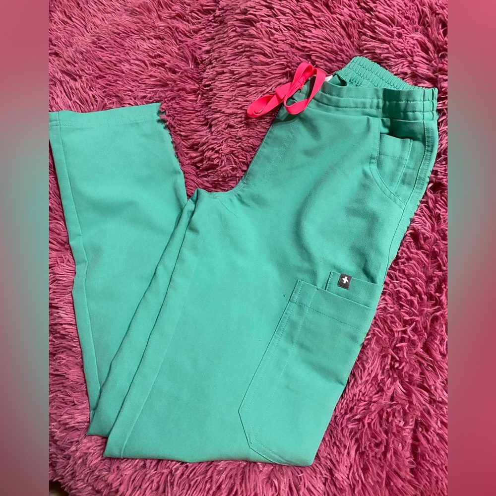 XXS petite figs surgical green Yola scrub pants